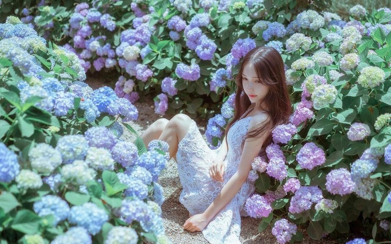 江西庐山“蓝调时刻”暑夏景象如梦幻化